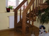 schody 41 - zavěšené dřevěné schodiště, dub, QUATRO Dřevostyl s.r.o. (truhlářství a tesařství, Tachov, Plzeňský kraj)