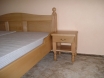 nábytek 15 - postel s nočními stolky, QUATRO Dřevostyl s.r.o. (truhlářství a tesařství, Tachov, Plzeňský kraj)